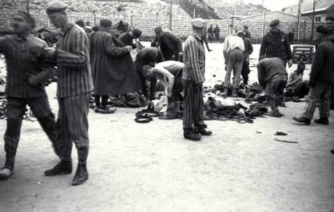 Presoners en el camp d'extermini de Mauthausen