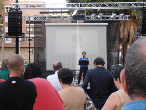 foto del discurs de la candidata a l'alcaldia de Valencia per AVANT